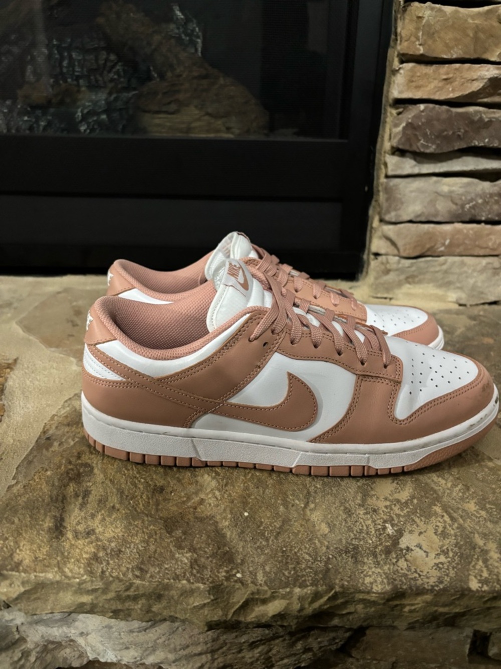 Nike Dunk Low - Picture 2 of 4